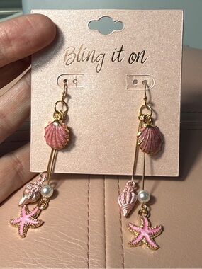 Bling It On Pink Seashell & Starfish Dangle Earrings